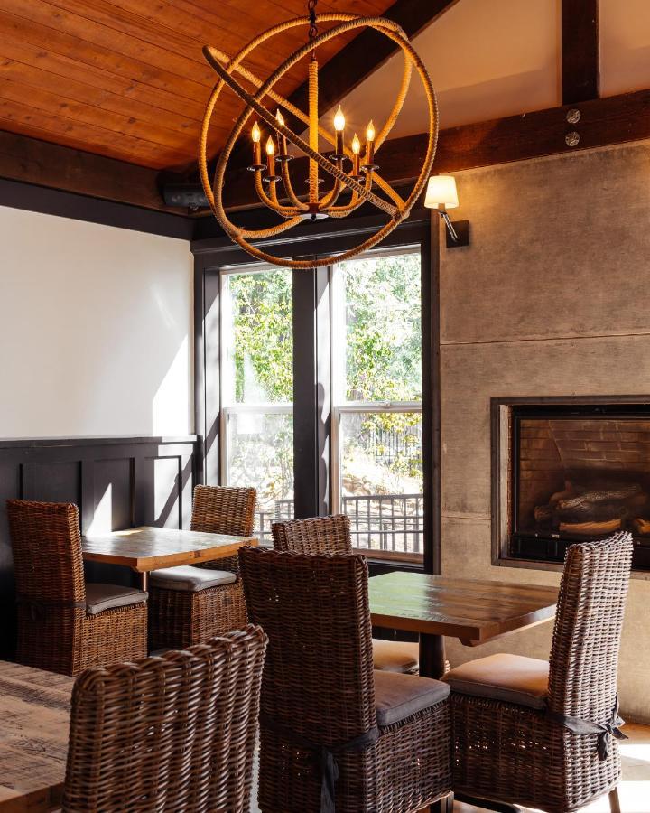 The Stavrand Hotel Guerneville Eksteriør billede