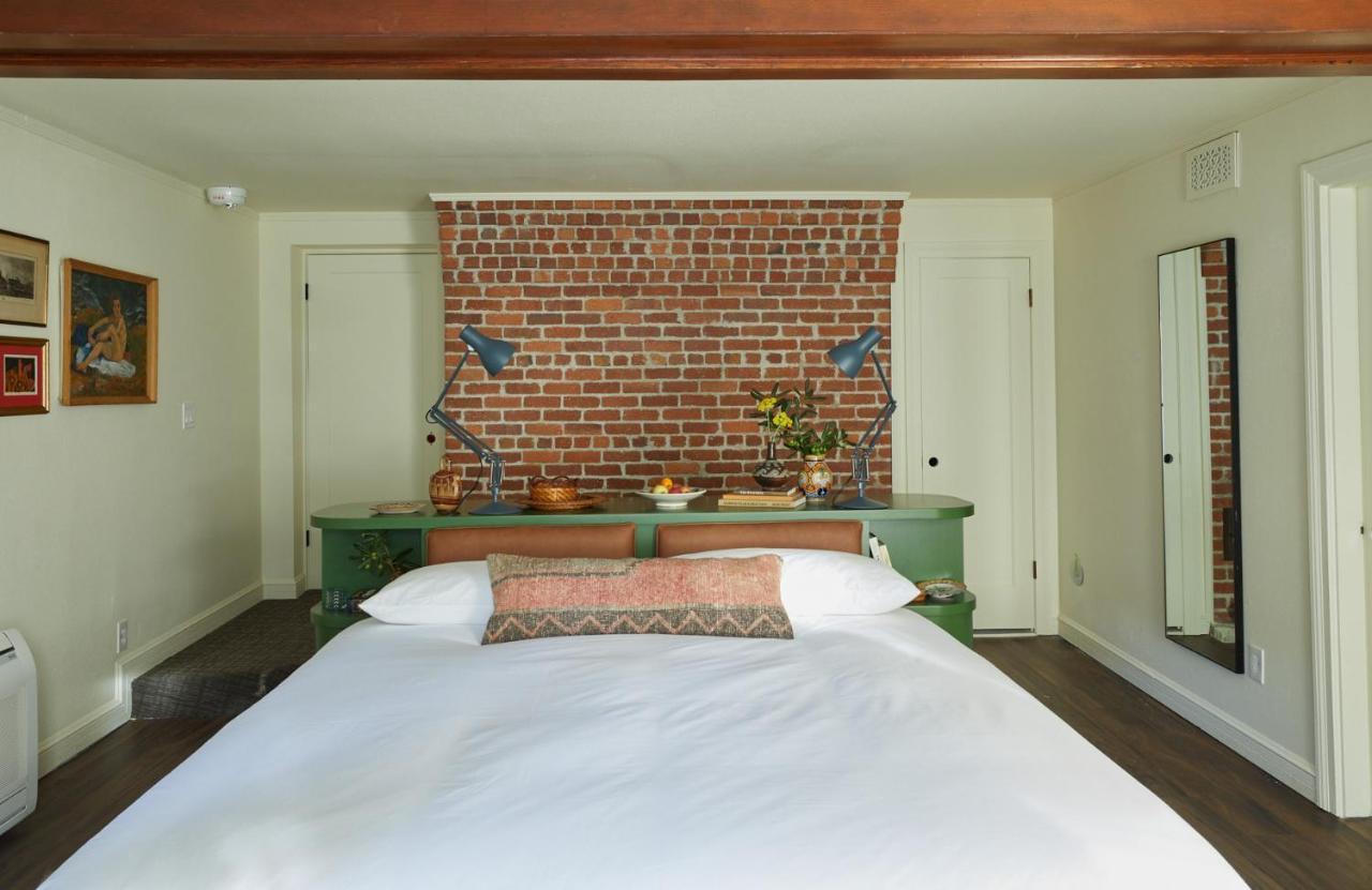 The Stavrand Hotel Guerneville Eksteriør billede