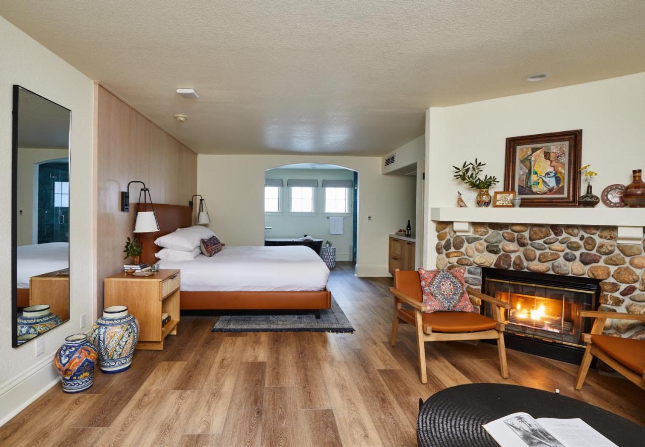 The Stavrand Hotel Guerneville Eksteriør billede